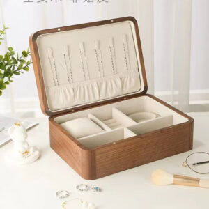 VC jewelry holder medium